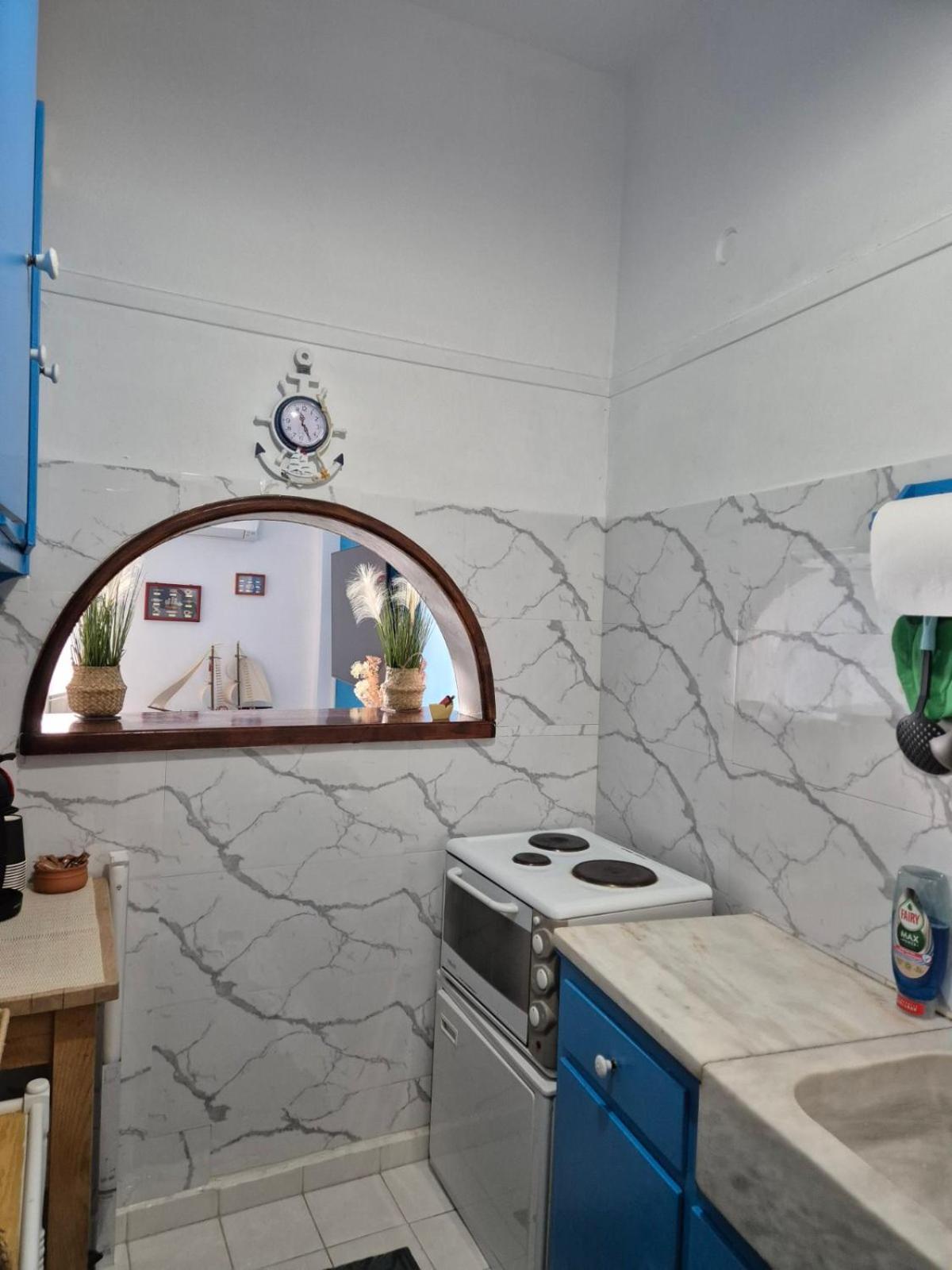 Captain'S Home Loutraki 外观 照片