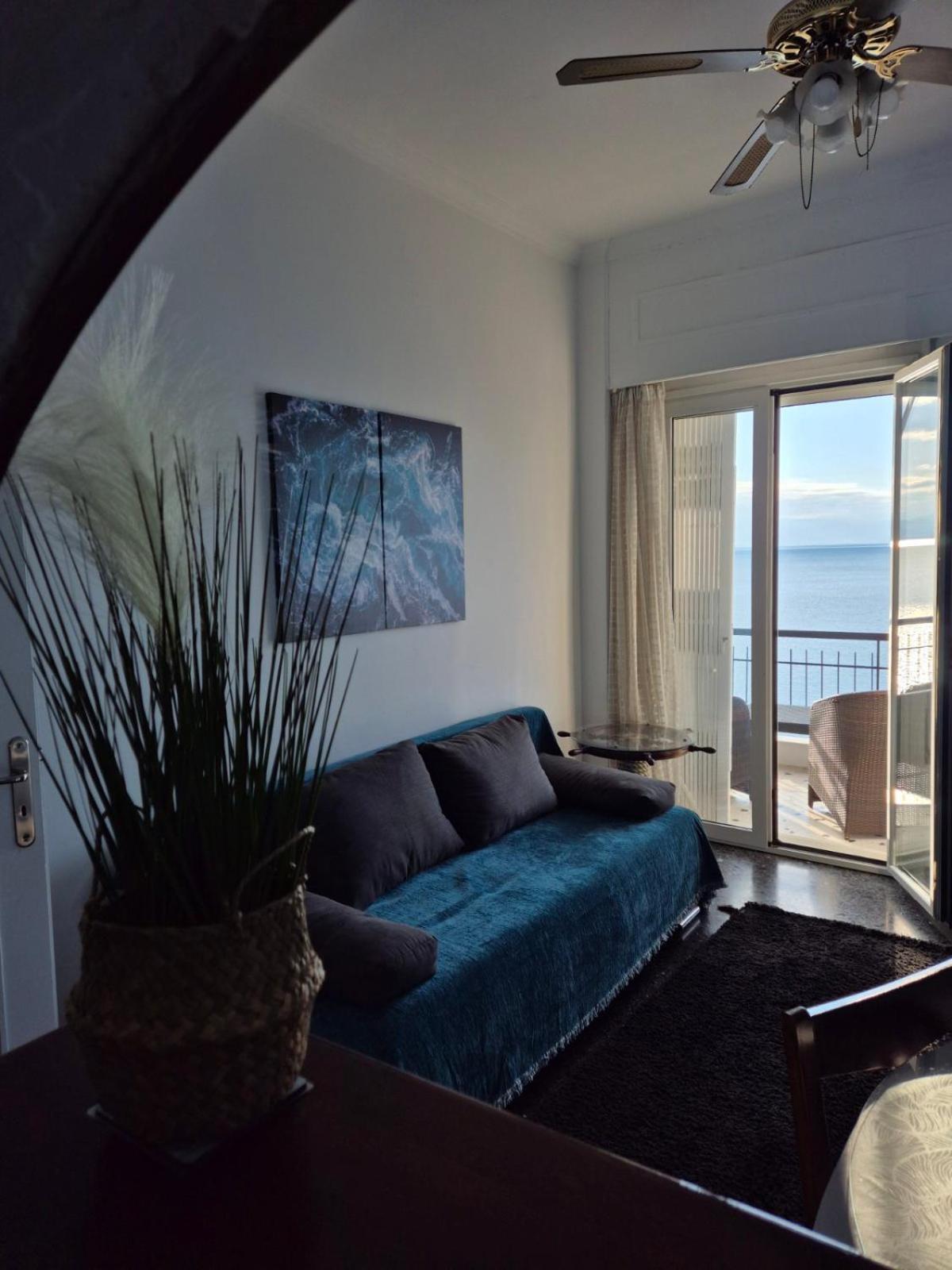 Captain'S Home Loutraki 外观 照片